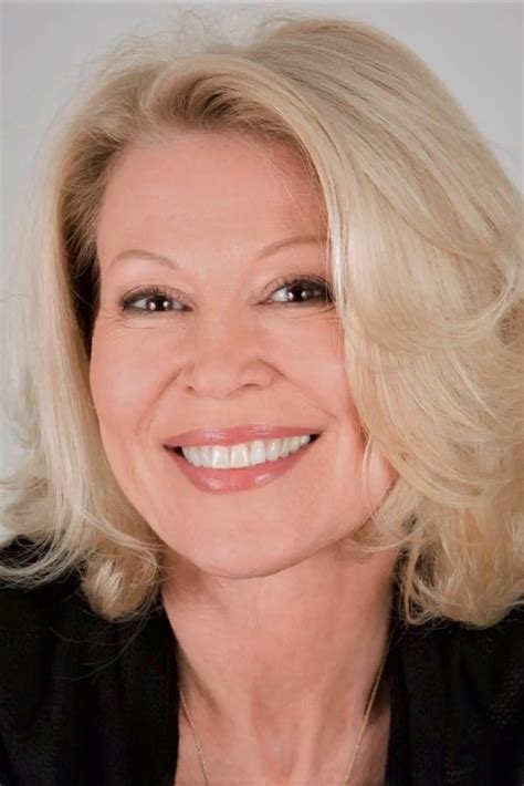 Leslie Easterbrook à poil : vidéos porno et sex tapes